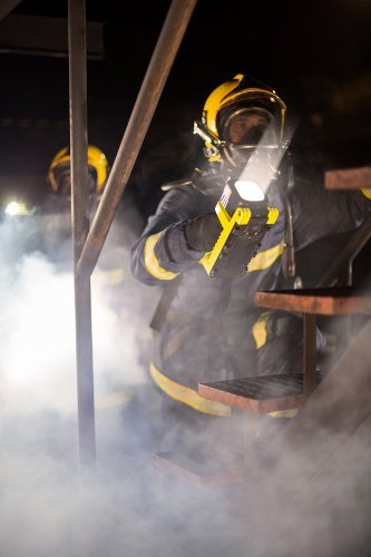 Peli™ Introduces the 9415Z0 LED, its most Powerful Rechargeable Lantern approved by ATEX Zone 0 (Cat. 1)