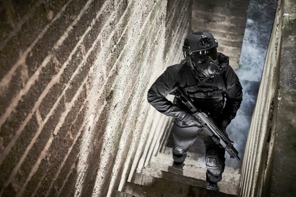 Swedish Police Authority selects Avon Protection